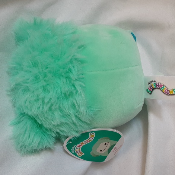 5" Squishmallows - Joelle the Yeti, NWT - Picture 2 of 4